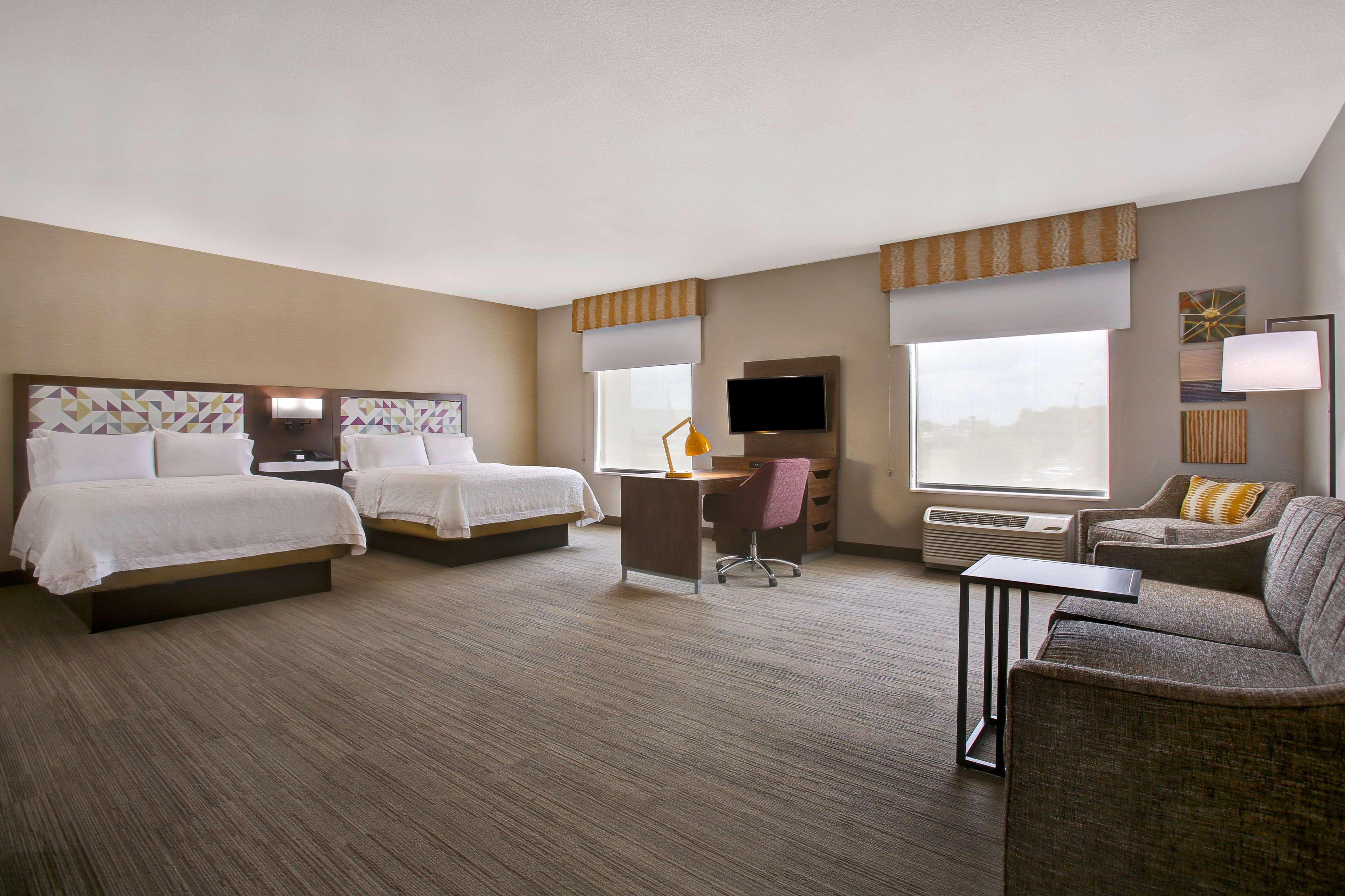 Hampton Inn & Suites Dallas-דסוטו מראה חיצוני תמונה