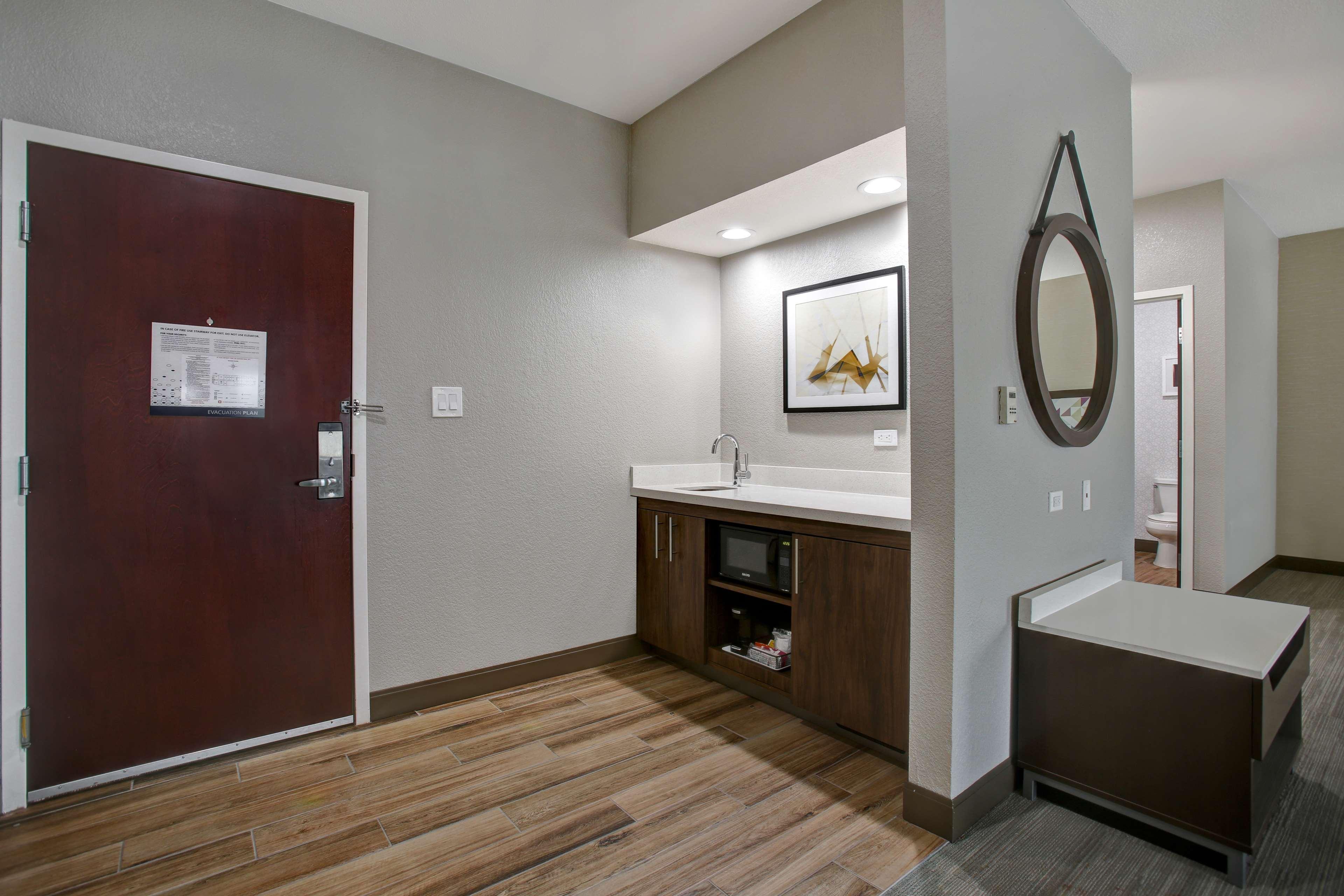 Hampton Inn & Suites Dallas-דסוטו מראה חיצוני תמונה