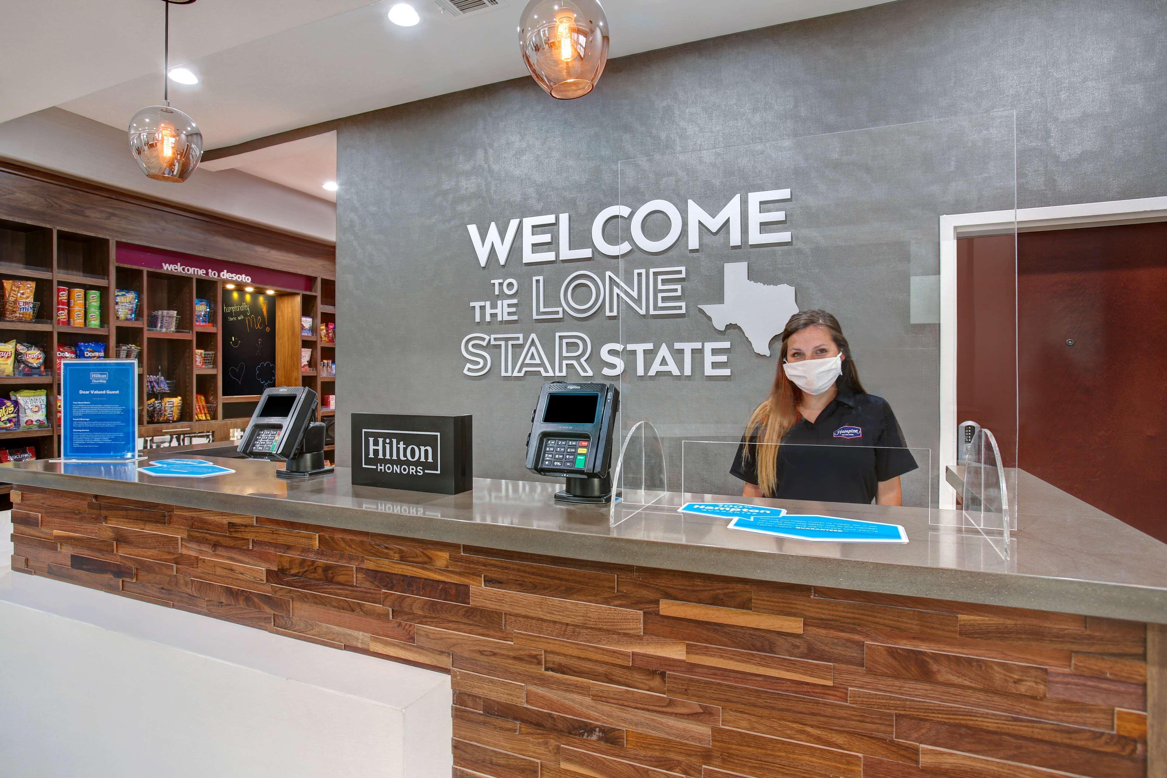 Hampton Inn & Suites Dallas-דסוטו מראה חיצוני תמונה