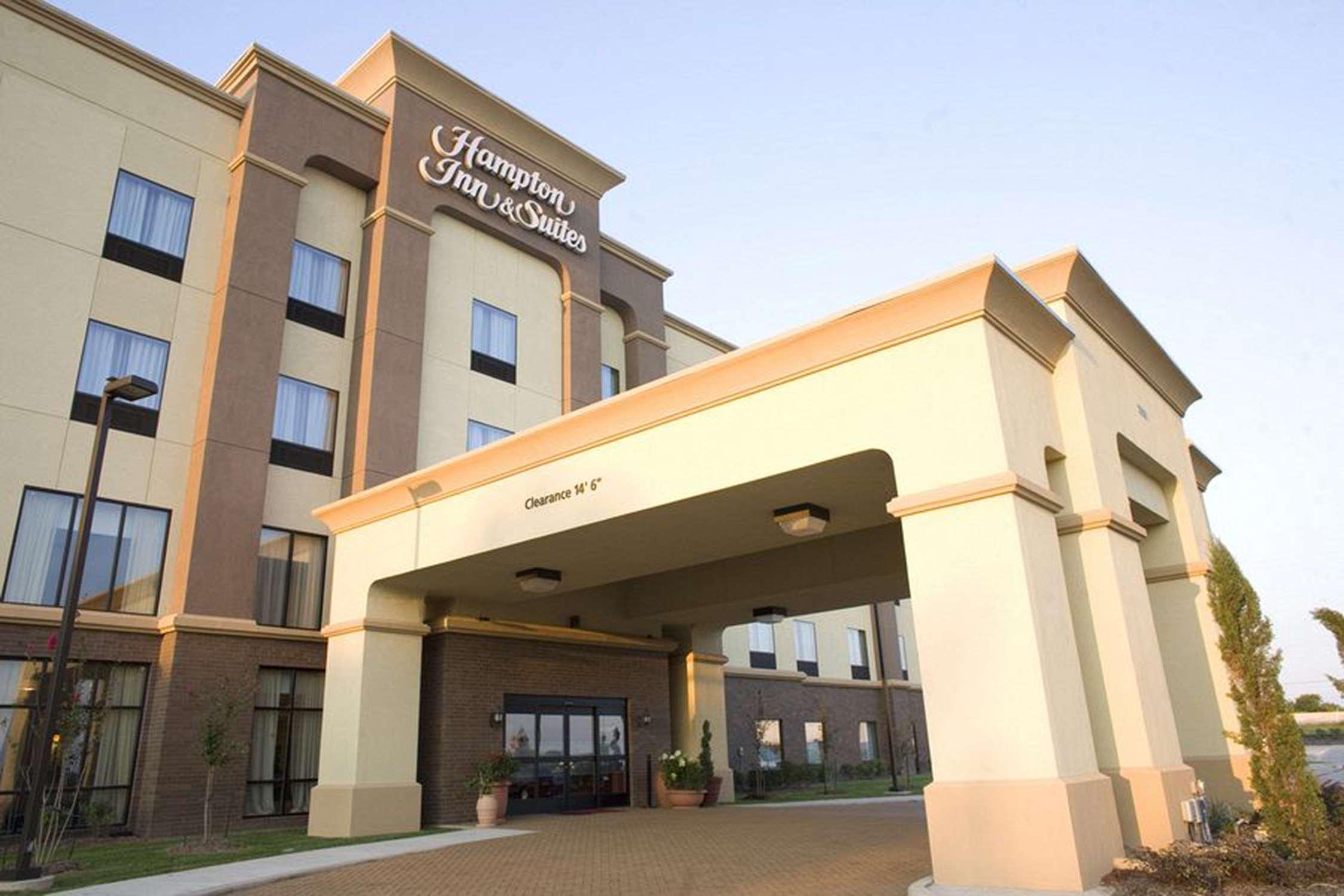Hampton Inn & Suites Dallas-דסוטו מראה חיצוני תמונה