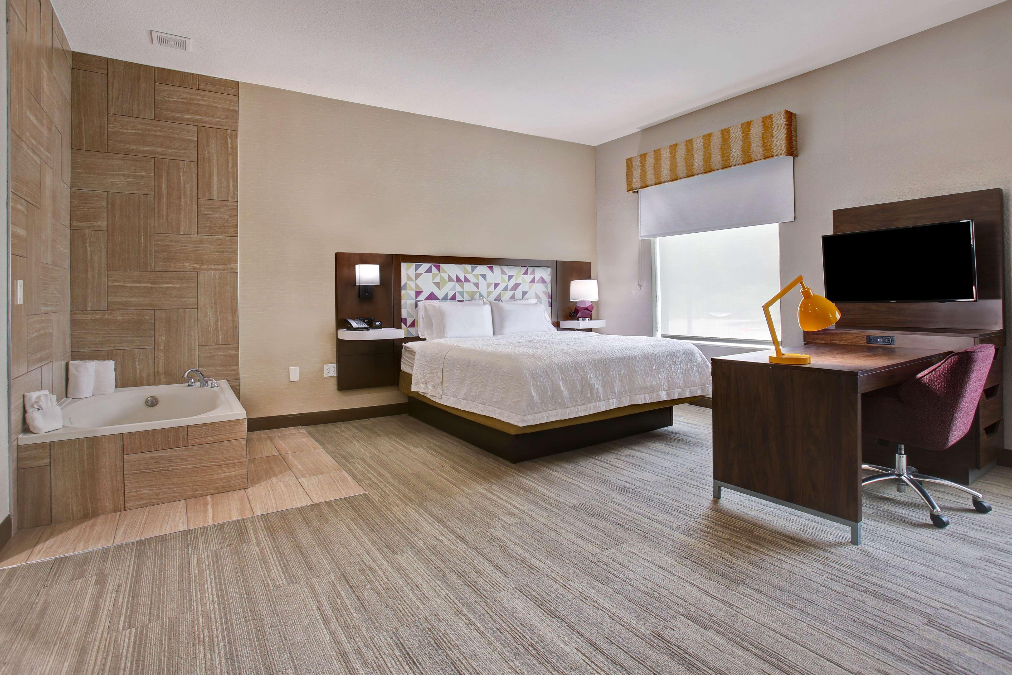 Hampton Inn & Suites Dallas-דסוטו מראה חיצוני תמונה