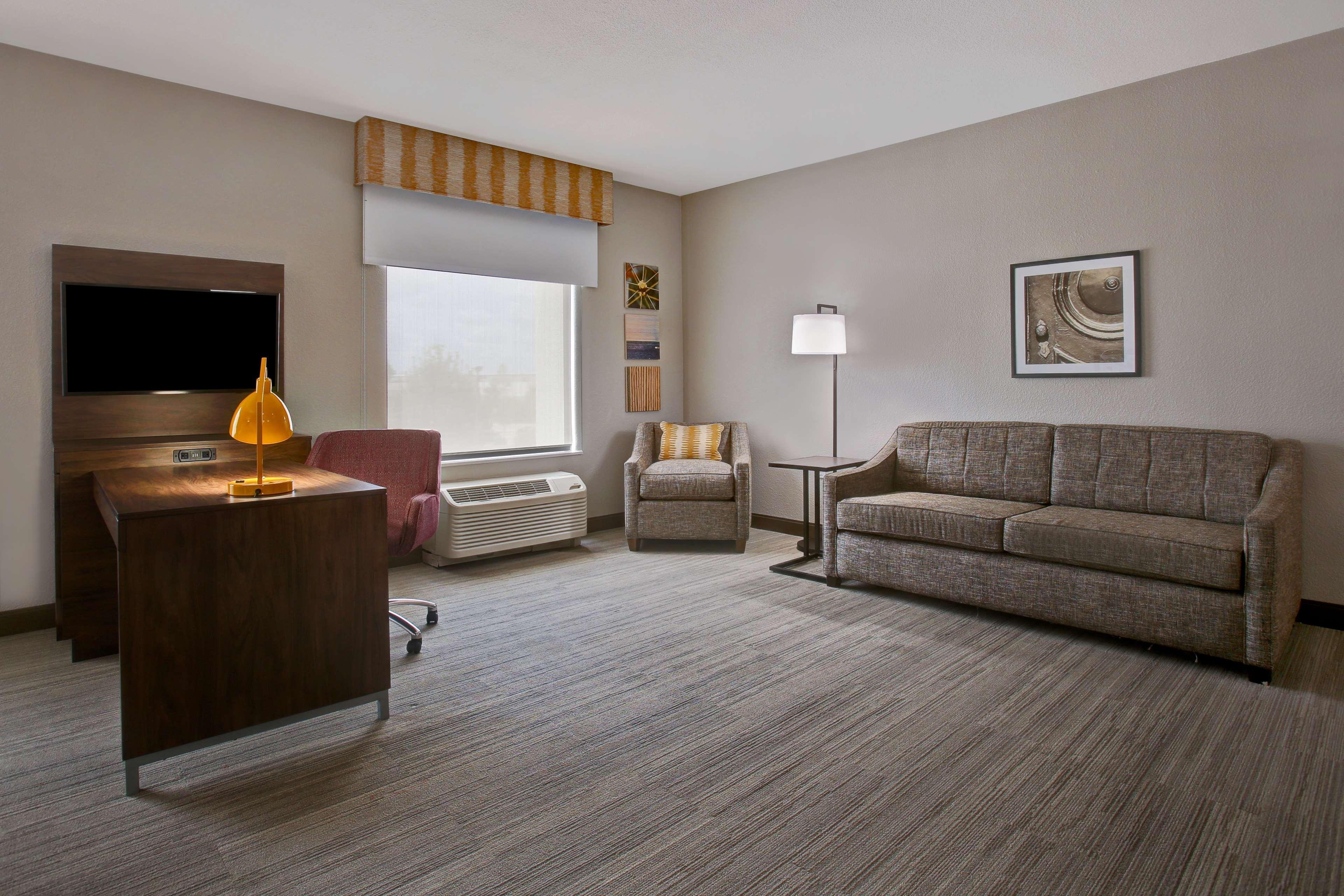Hampton Inn & Suites Dallas-דסוטו מראה חיצוני תמונה