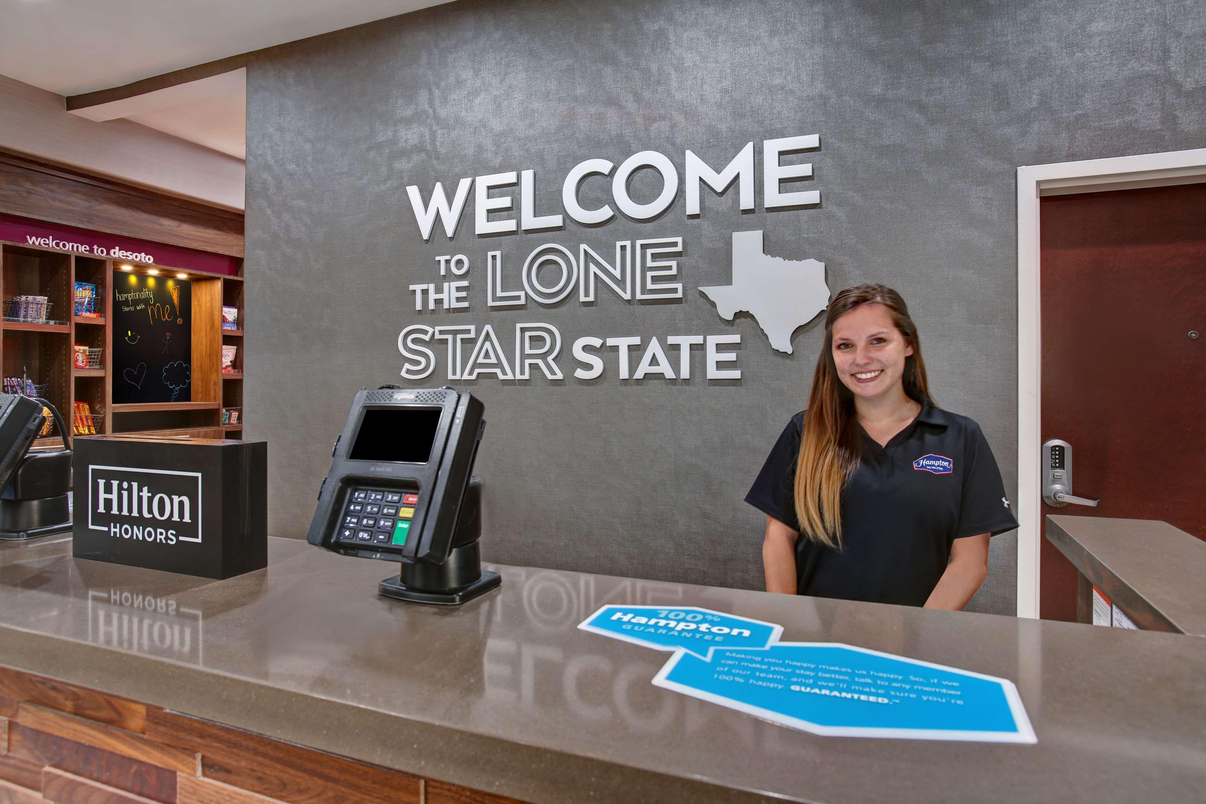 Hampton Inn & Suites Dallas-דסוטו מראה חיצוני תמונה