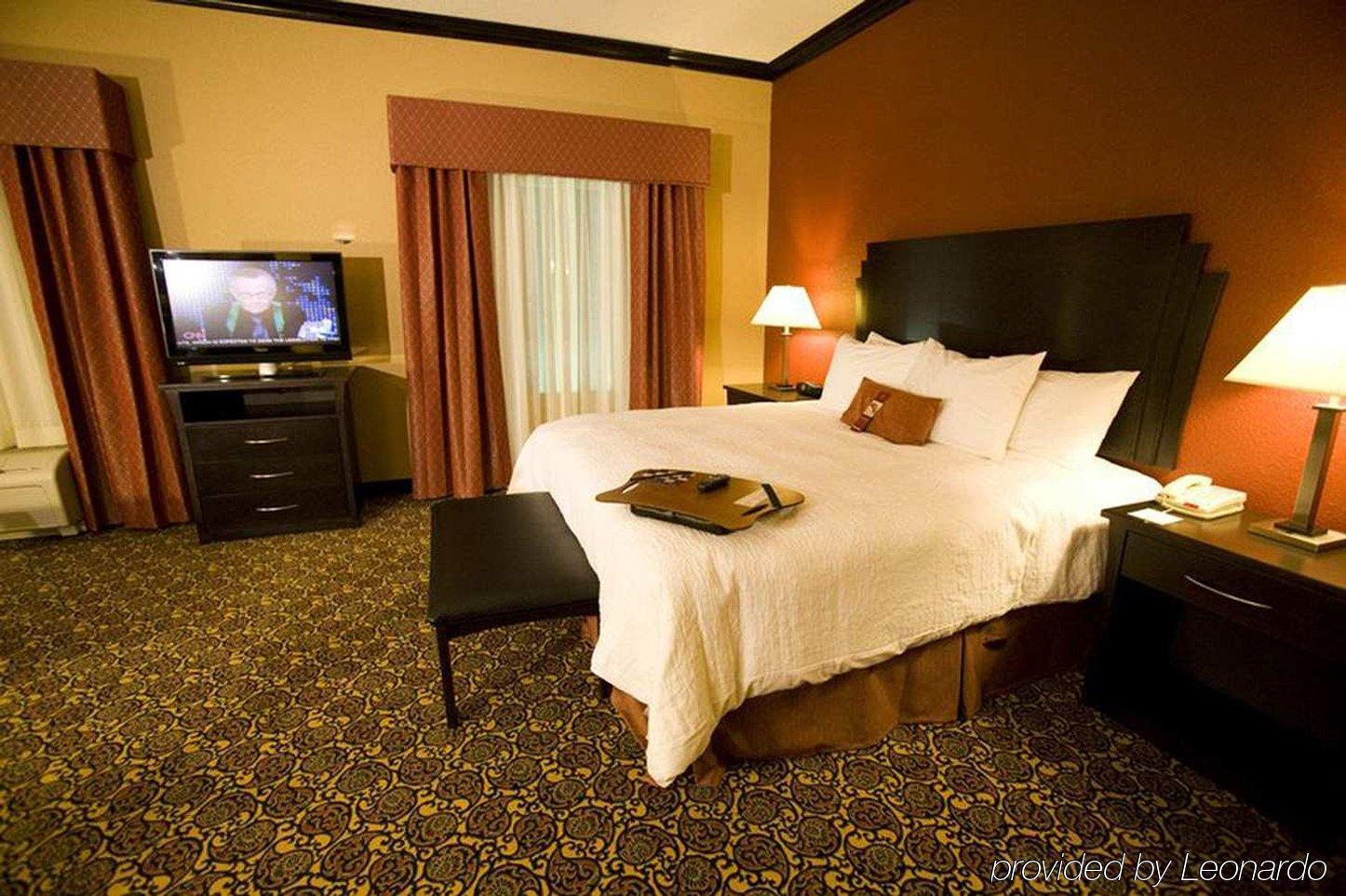 Hampton Inn & Suites Dallas-דסוטו חדר תמונה